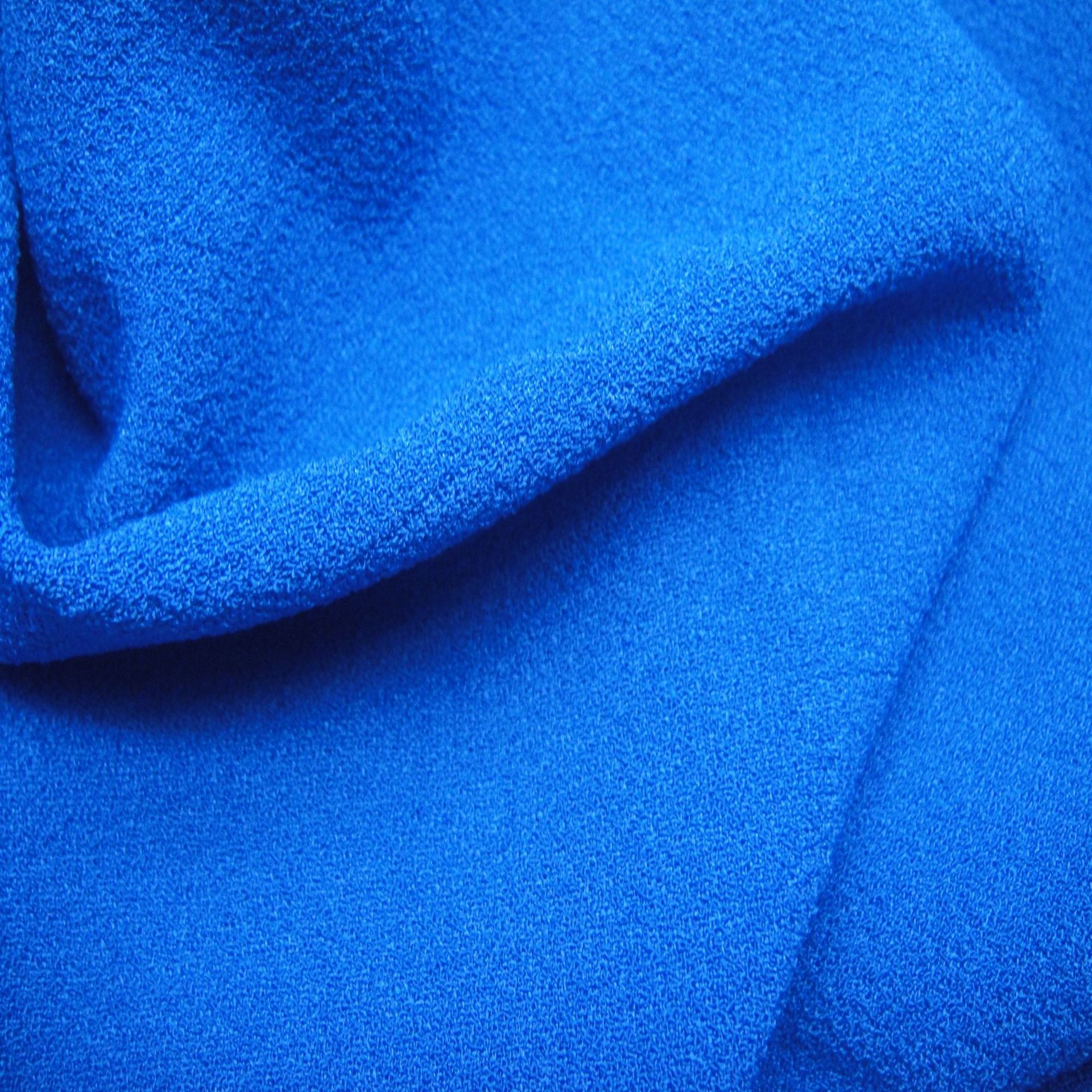 四面弹起皱麻 染色四面弹起皱乱麻面料 柔顺坠感高弹乱麻