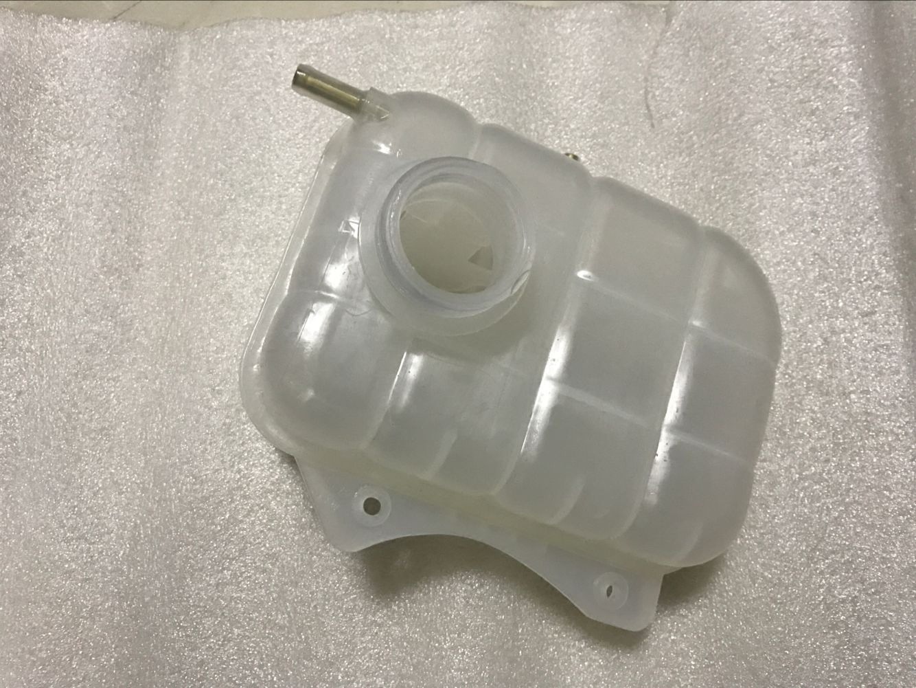 适用别克03-12凯越付水壶水箱冷却液壶副水箱汽车配件