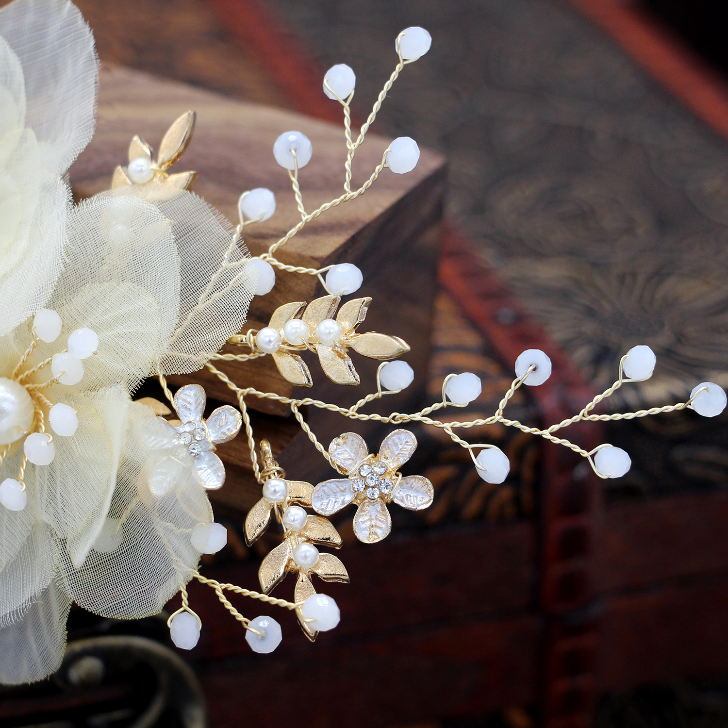 韩式新娘婚礼头纱 超仙米色丝质珠花头饰新娘头饰婚纱礼服配饰