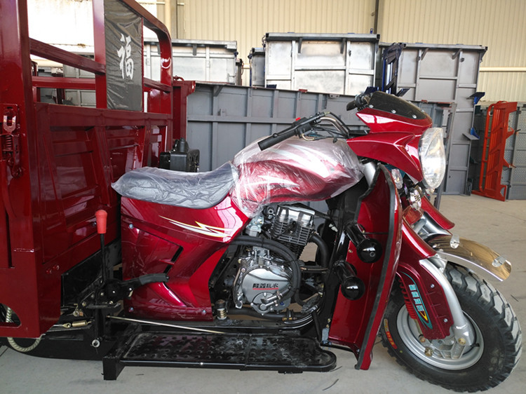 全新燃油隆鑫250水冷动力货运三轮摩托车载重王五轮农用自卸宗申