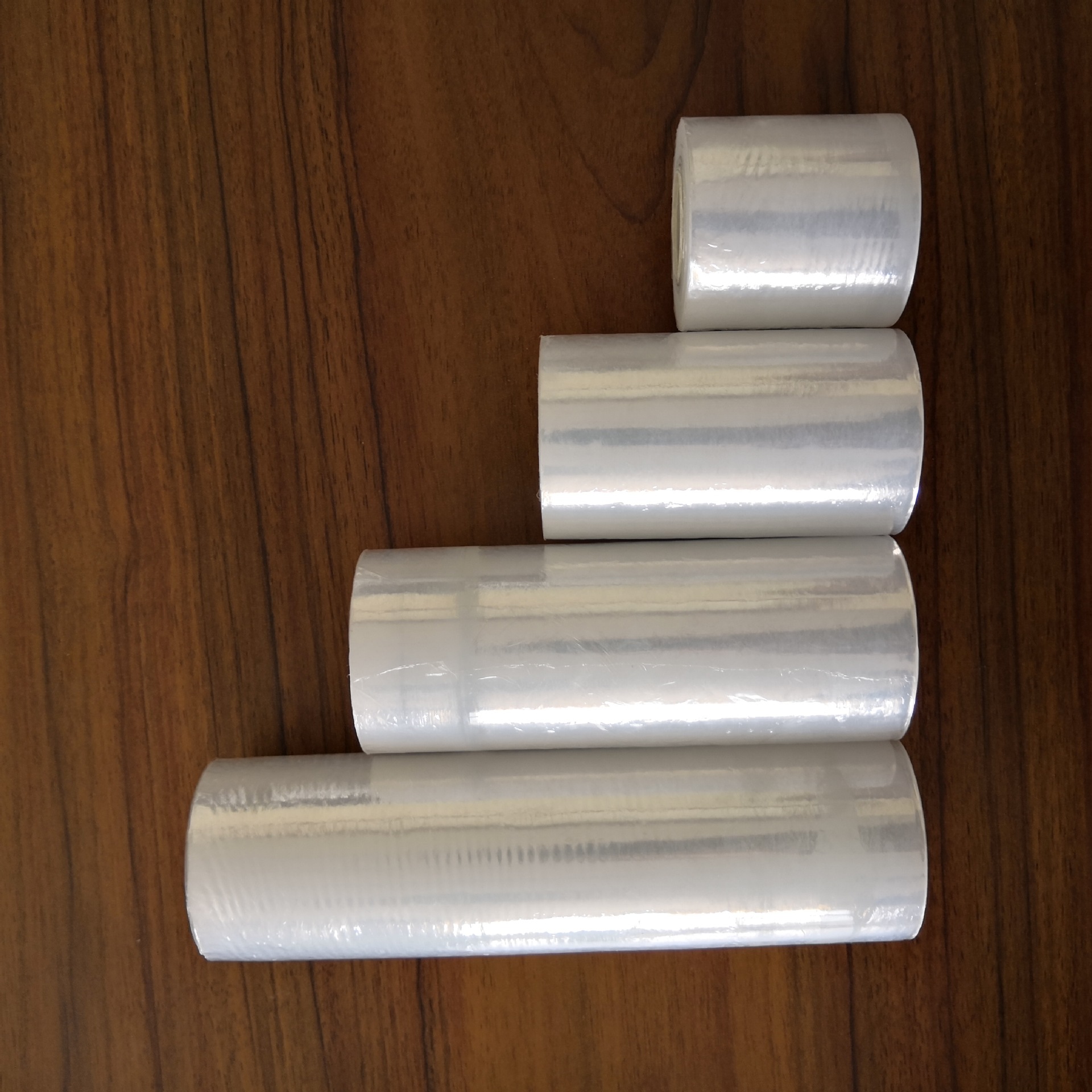 厂家生产直销 pe缠绕膜 拉伸保护膜 可定做各种规格