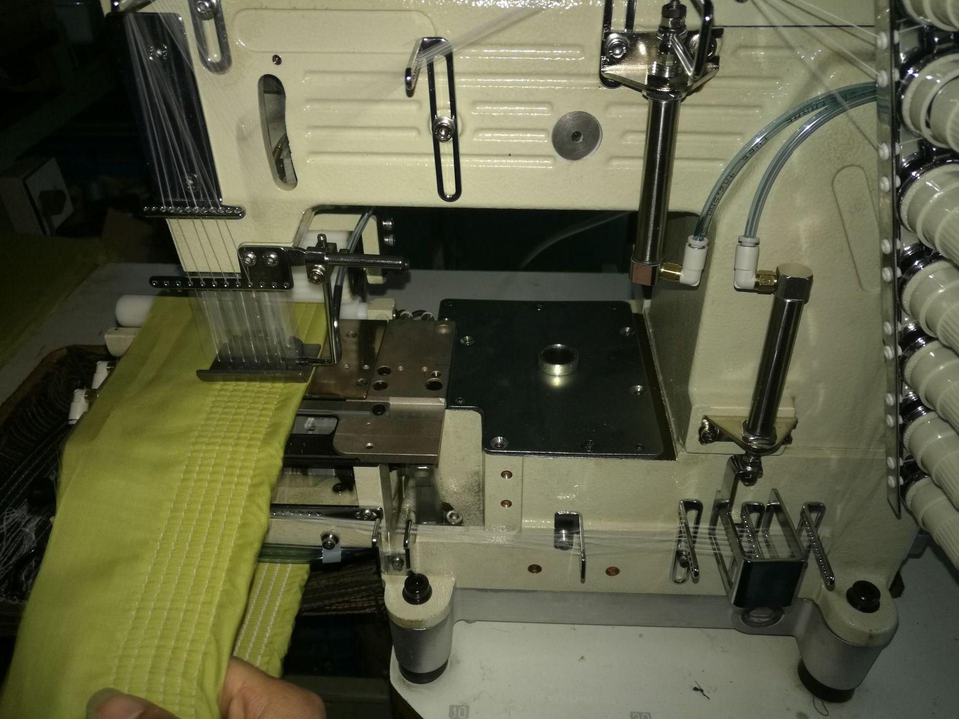 上腰机 飞马款小方头自动剪线4针 8针 12针拉腰机裤头 橡筋机直销