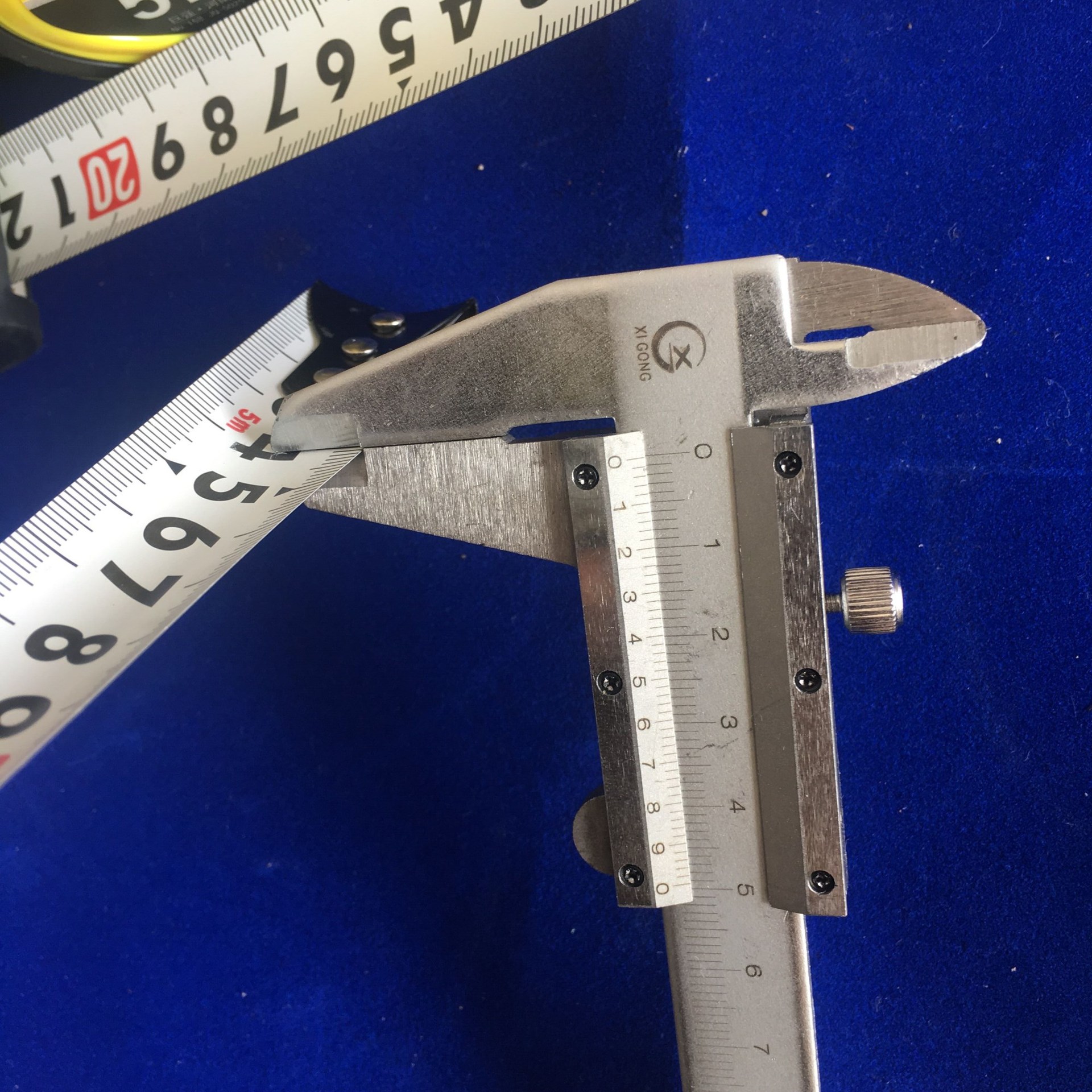 厂批5米高精准 防摔 耐磨包胶钢卷尺 磨砂公分尺12丝超厚尺带