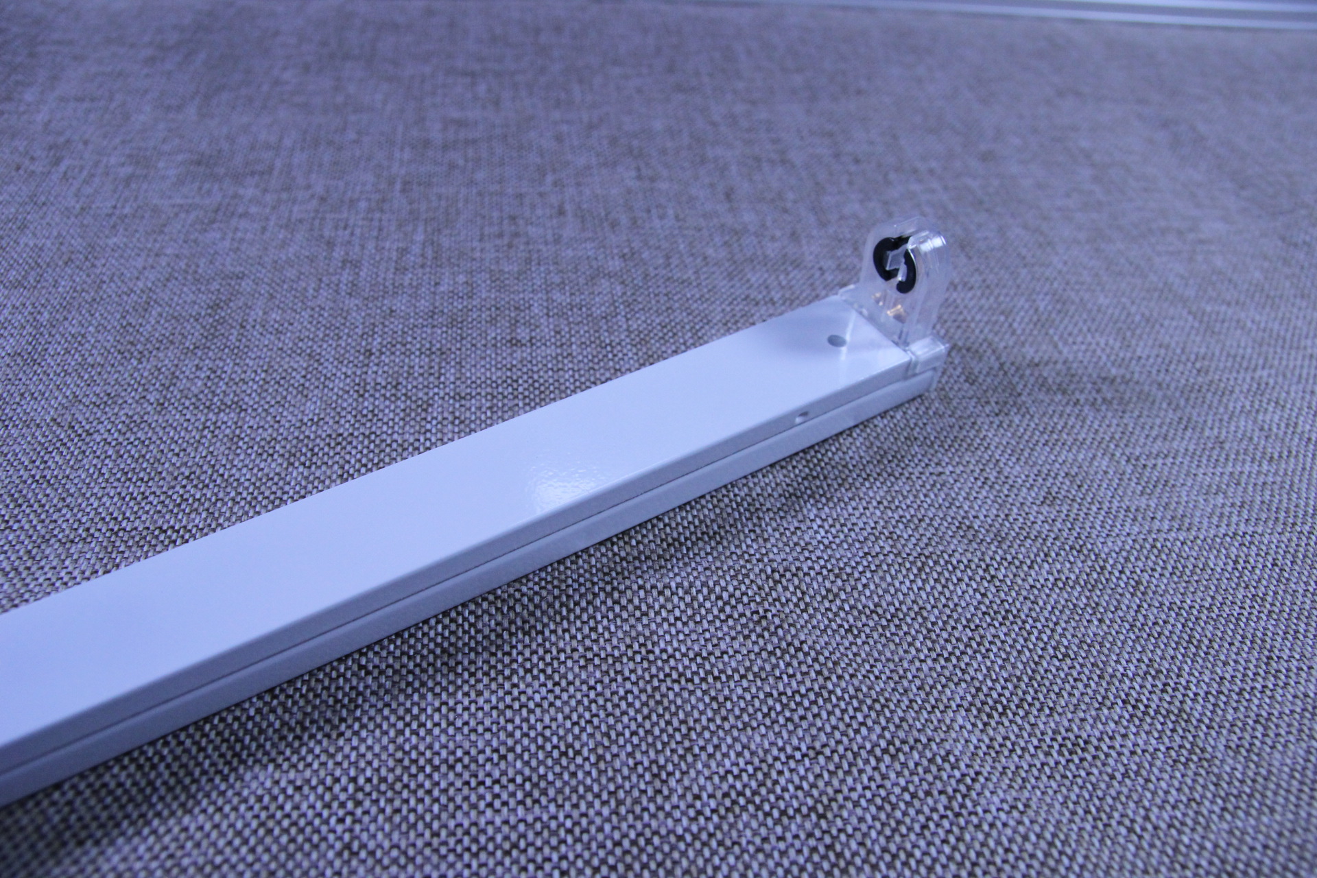 led灯管专用水晶头灯架 t8光管塑料折叠头支架0.6米 支架壳