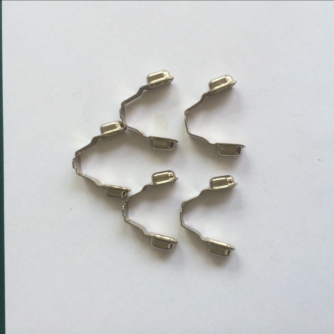 2032负极电池导电弹片 纽扣电池2450负片 负极接触片 长14宽7.