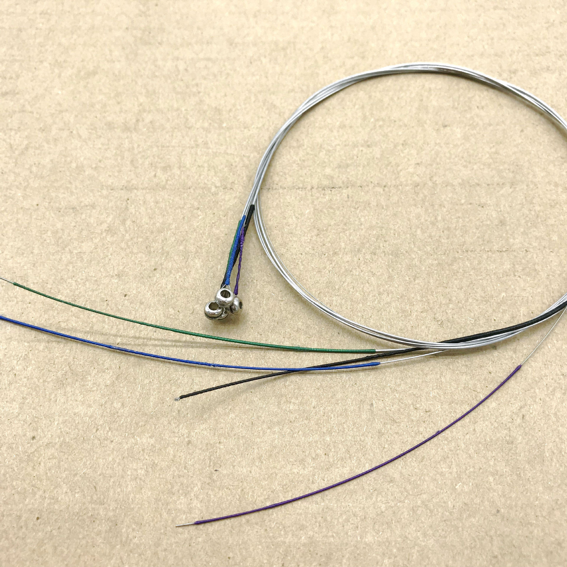 小提琴琴弦 4/4金属彩色缠绒合金丝小提琴钢弦线 独立包装