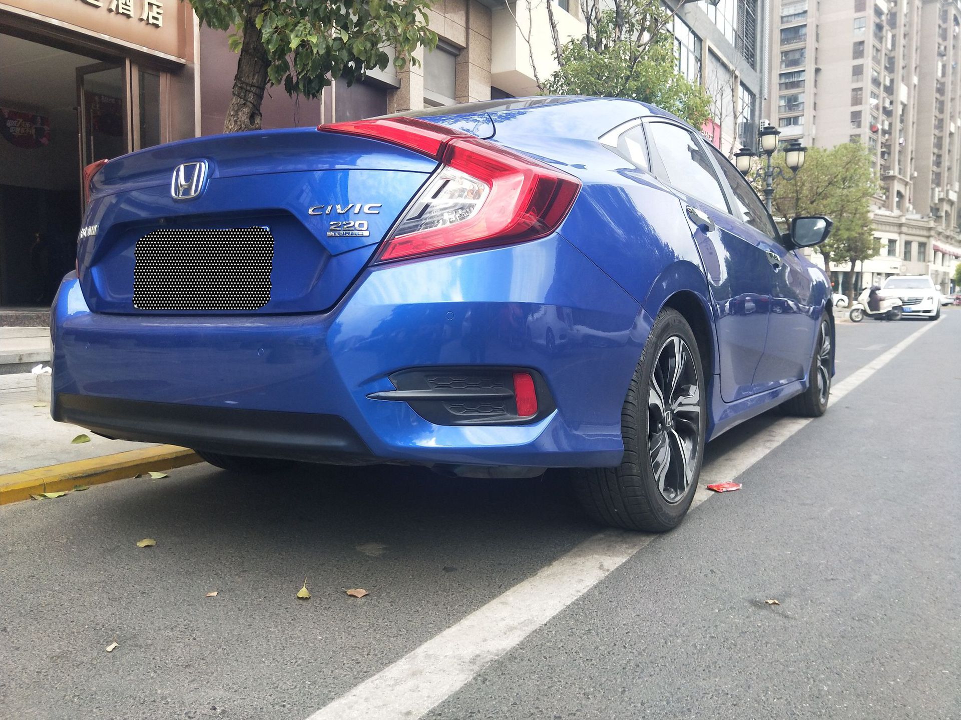 分享风里雨里有你足矣十代思域炫动蓝