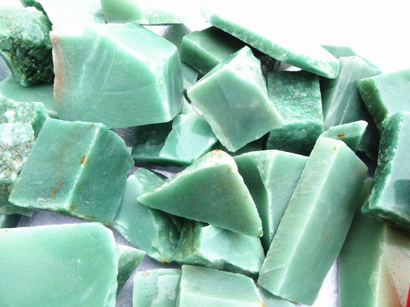 天然玉石毛料东陵玉原石切割角料雕刻料饰品珠料鱼缸铺料风水摆件