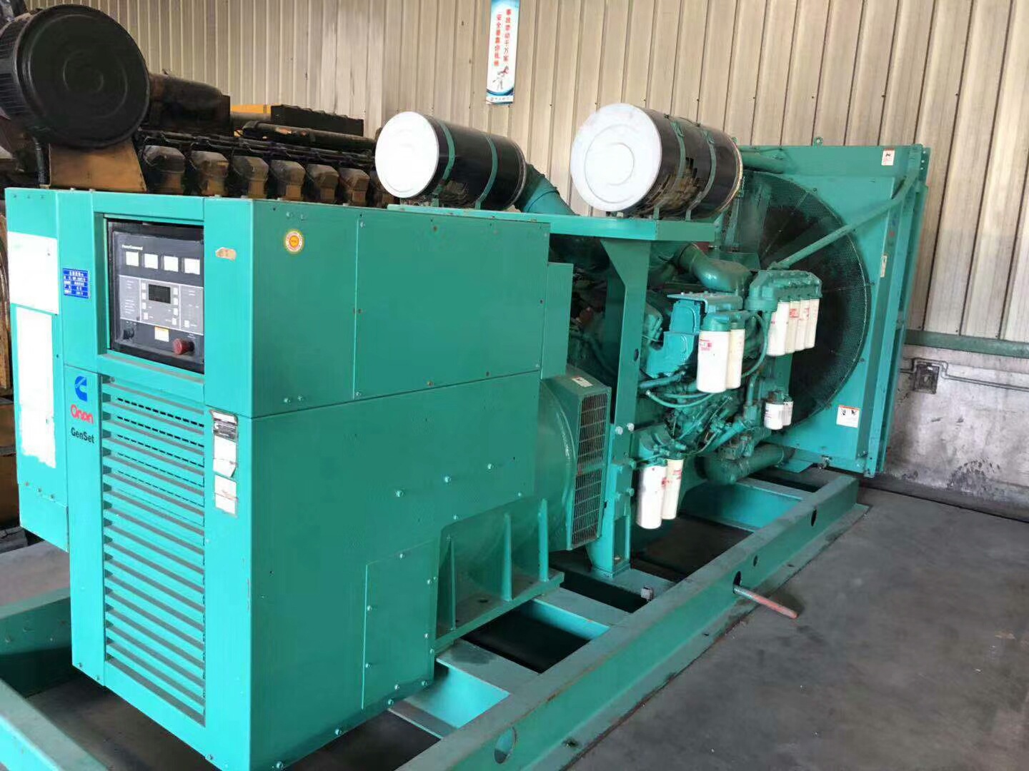 销售二手700kw康明斯发电机 大功率二手进口发电机组转让