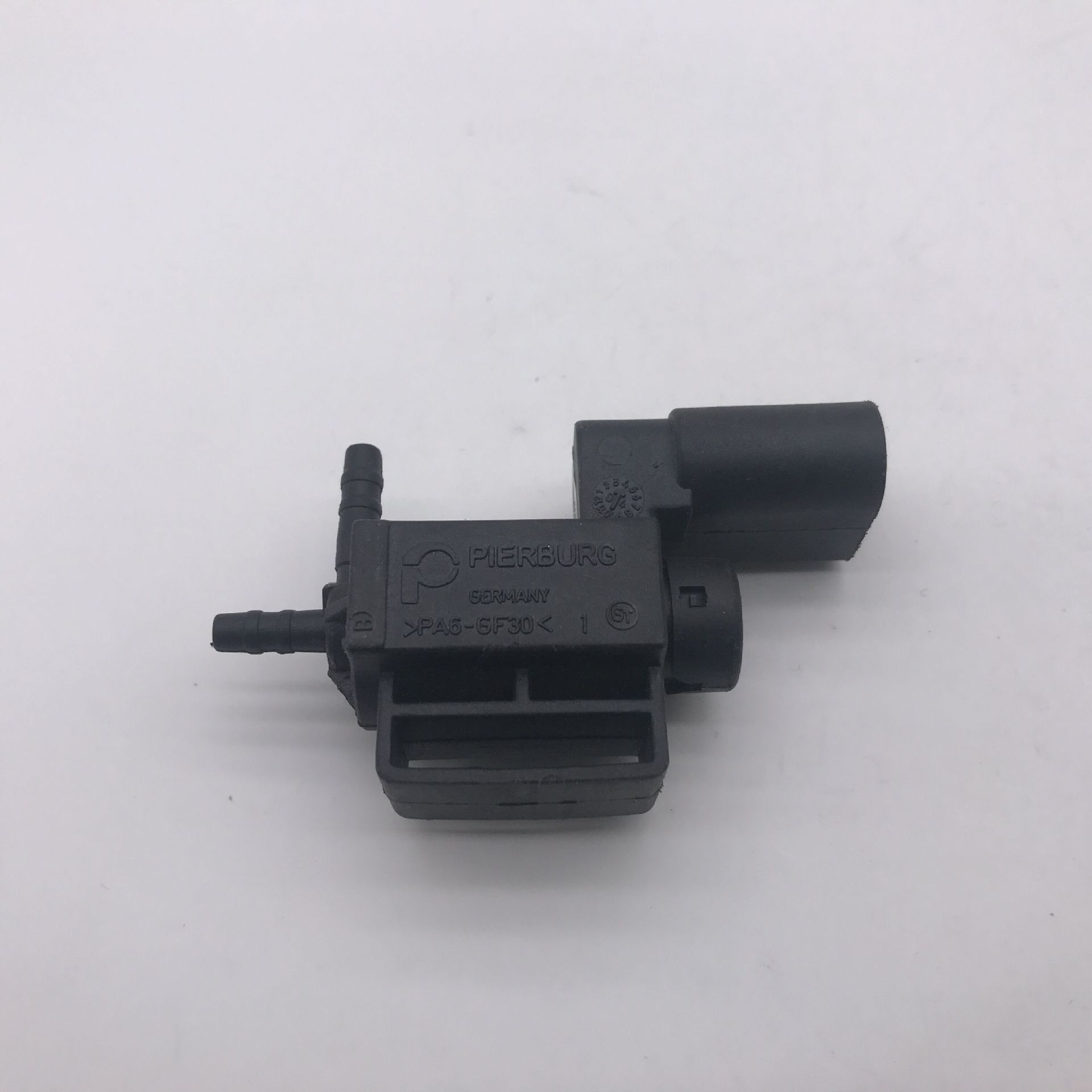 0途观新帕萨特迈腾进气支管电磁阀 037 906 283 c