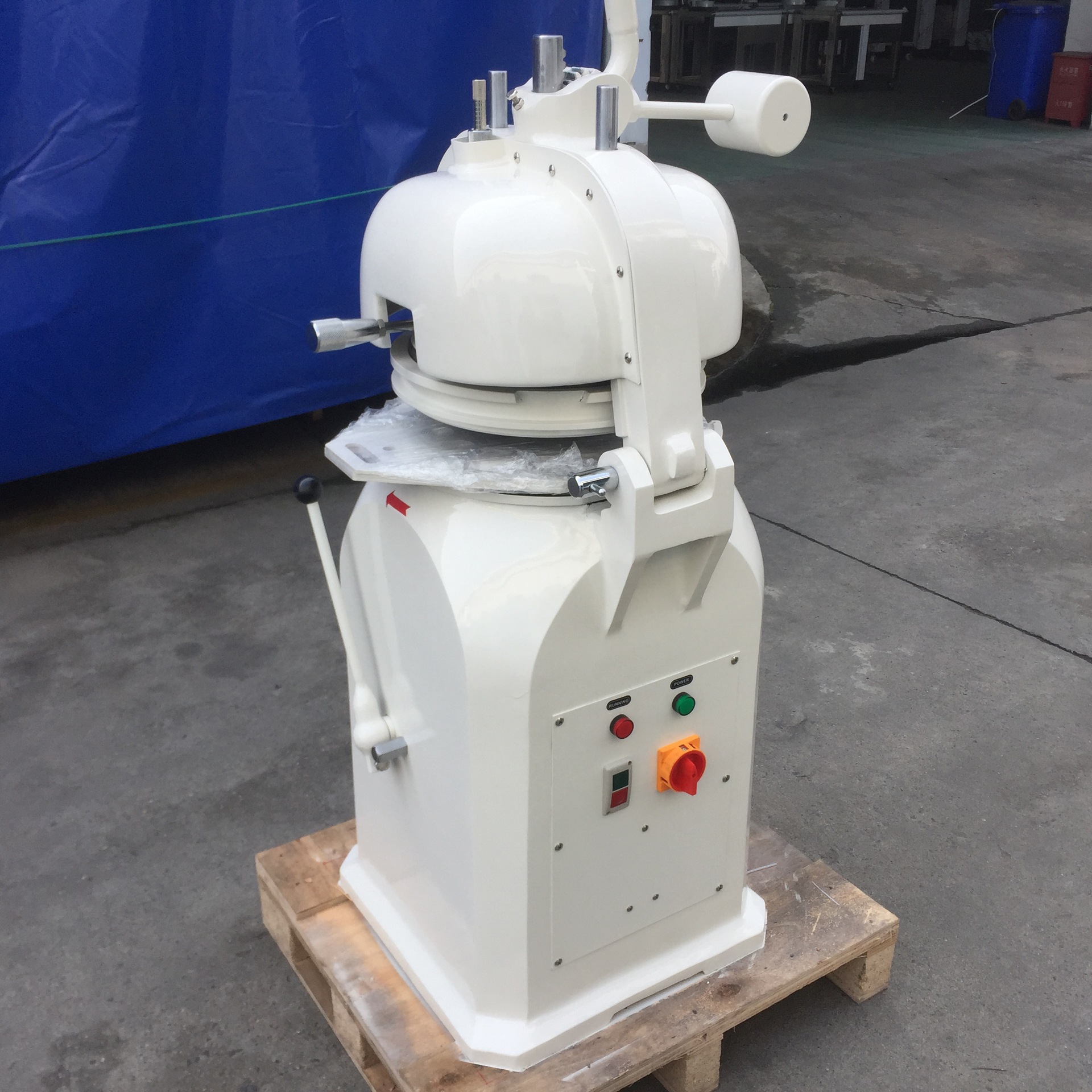 半自动分割滚圆机 自动分割分割机 30粒平均分割 面团滚圆机 直销