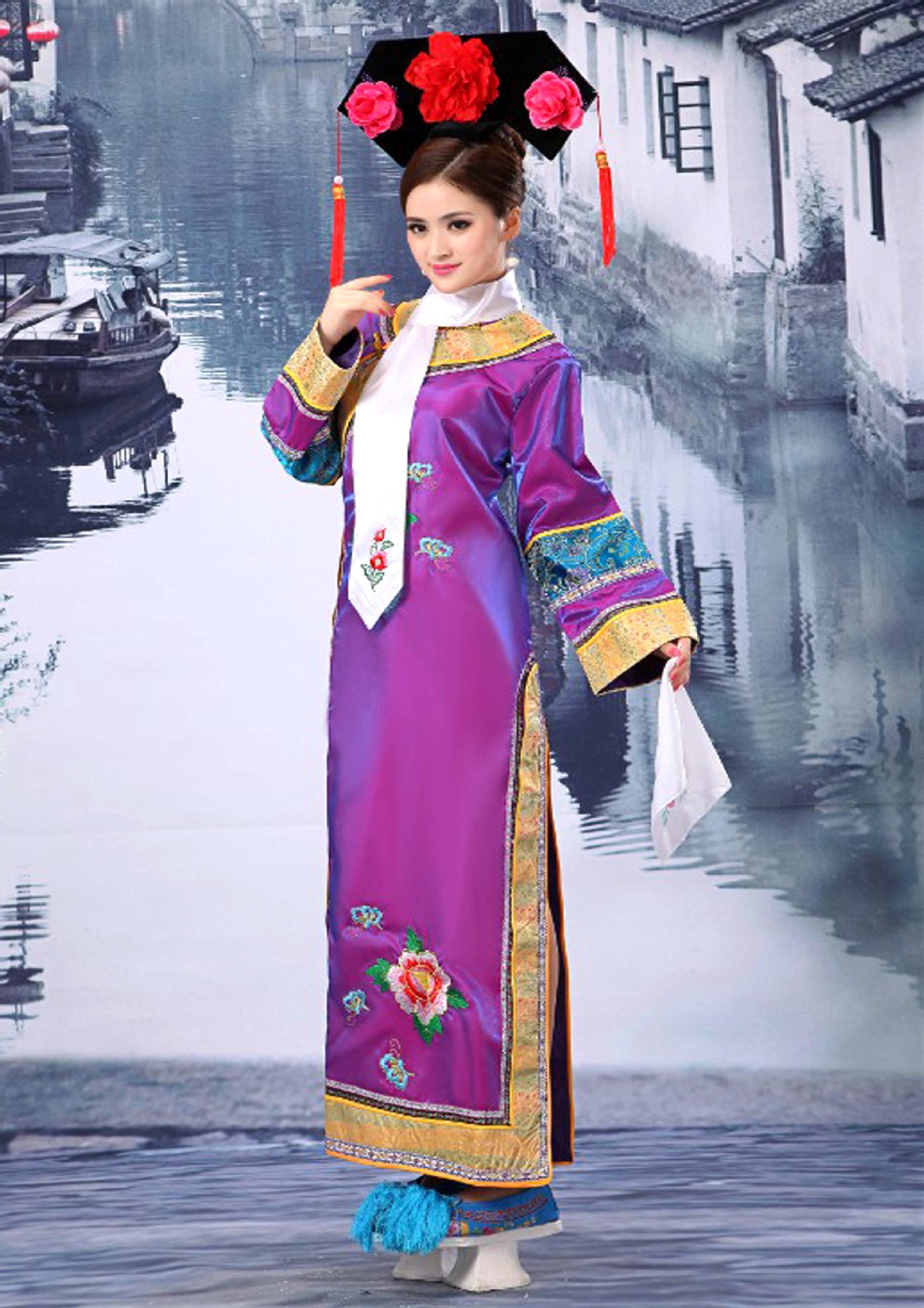 清朝古装还珠格格服装 娘娘服满族旗服女古代宫女嬷嬷宫廷演出服