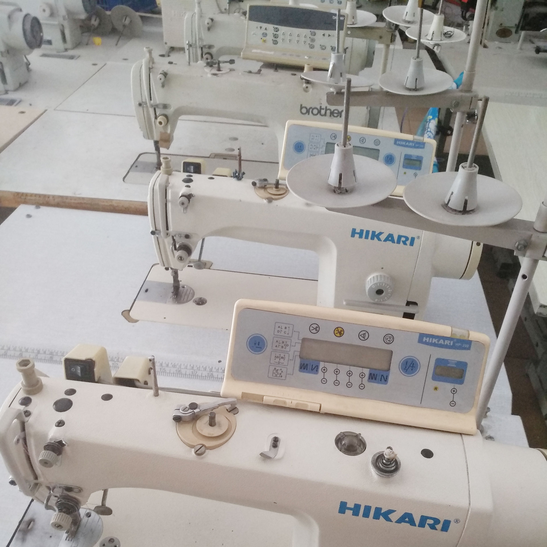 富山牌缝纫机 富山牌电脑平车直驱自动平缝机二手服装电动缝纫机