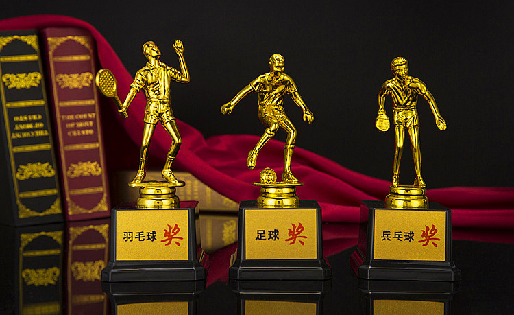 小金人跑步奖杯定制 比赛活动奖品礼品 马拉松奖杯 奔跑吧兄弟