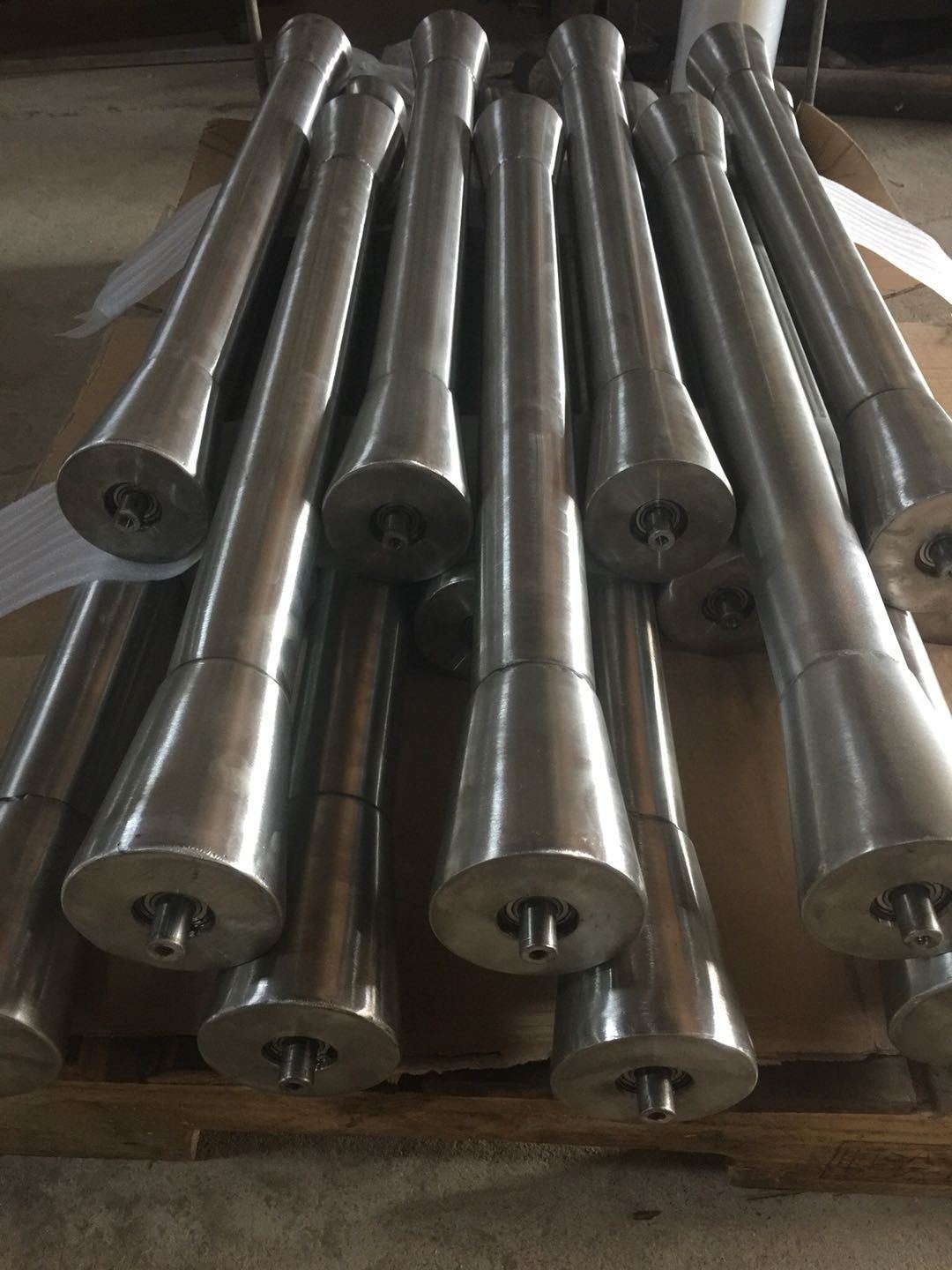 不锈钢腰鼓滚筒,不锈钢锥滚,两边锥度中间直滚,厂家直销可预订