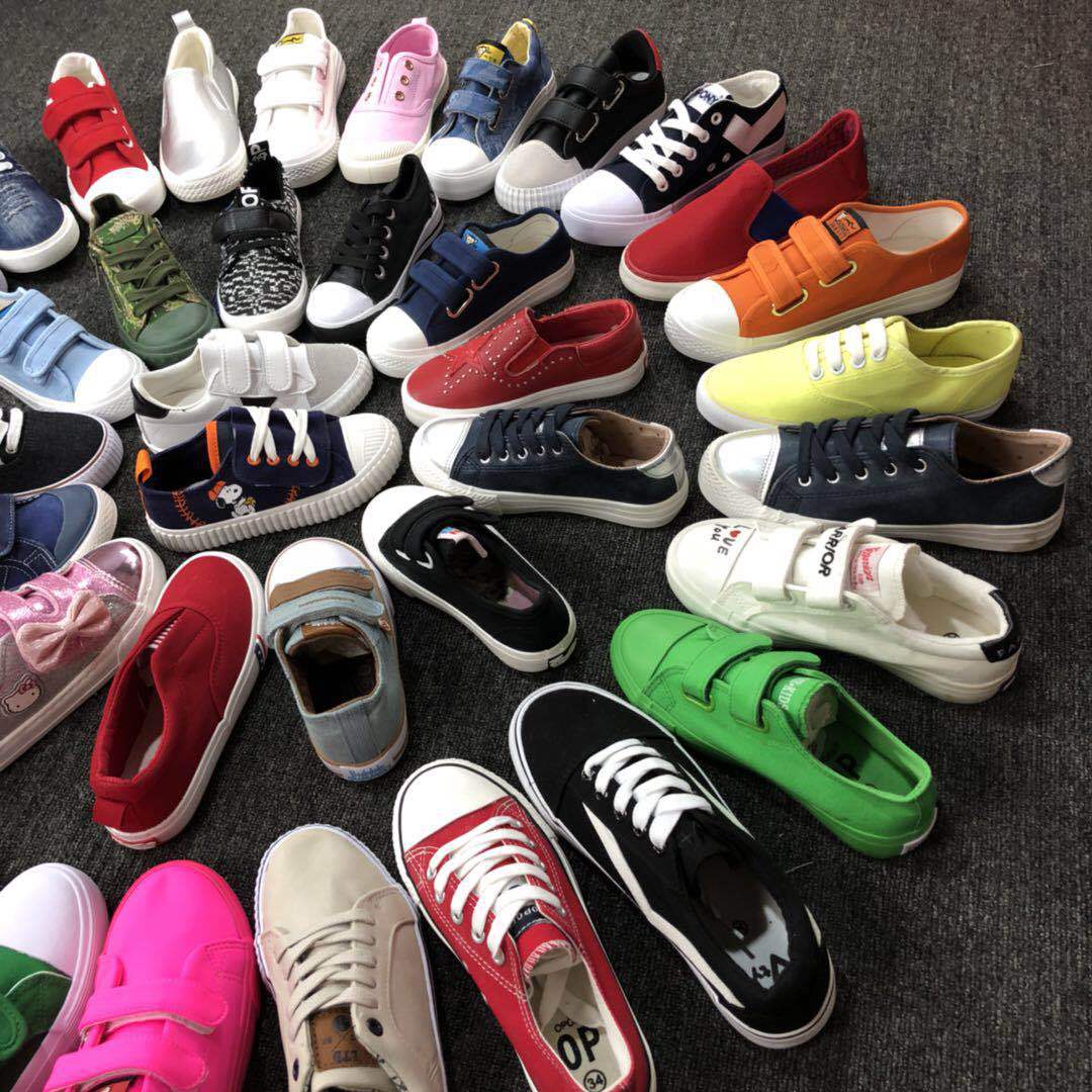 2019年火爆新款杂款库存鞋甩货鞋地摊鞋现货批发女童鞋儿童鞋