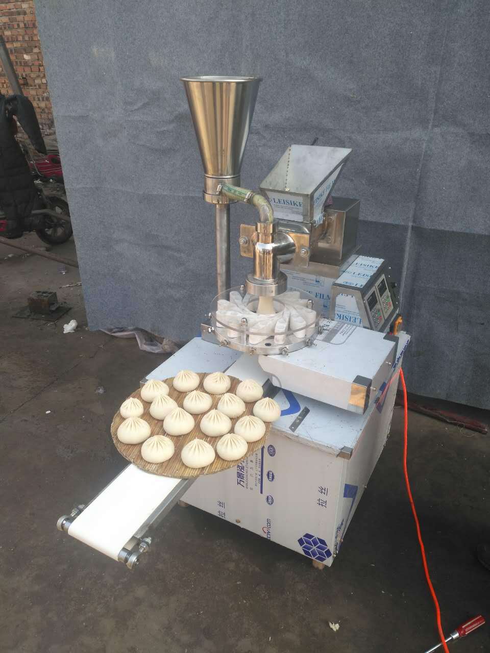 全自动小型包子机饺子机仿手工包子机包包子机商用厂家直销