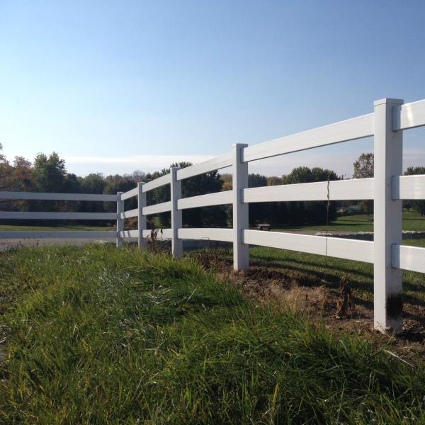 厂家供应加厚马场草坪护栏 塑钢草坪护栏 草坪栏杆隔离栏