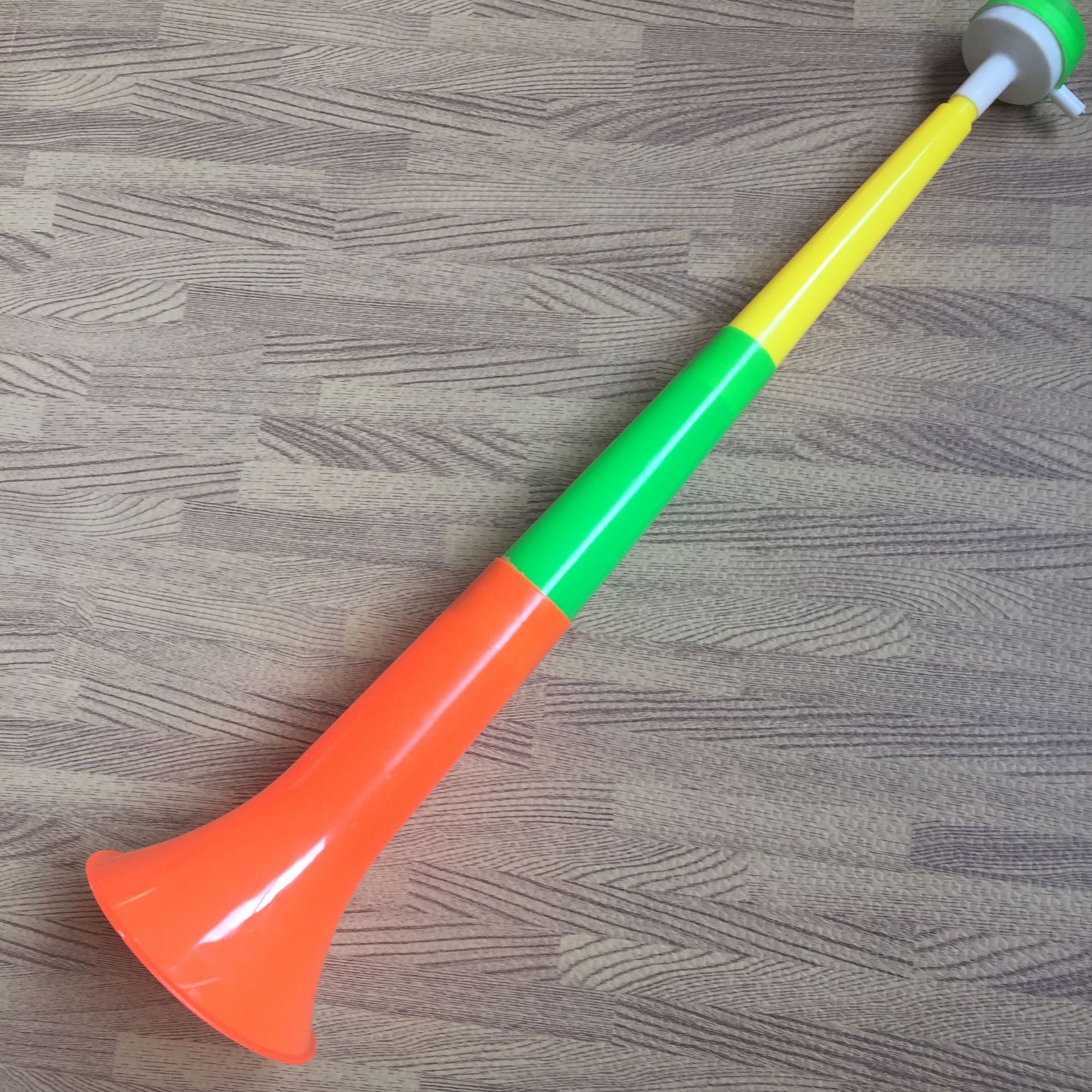 儿童玩具三节大喇叭 大号 两元江湖地摊货源 临沂义乌小商品厂家