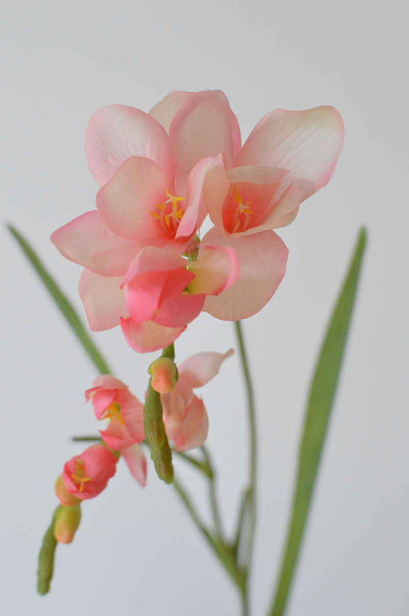 北欧风格仿真法国香雪兰假花人造花拍摄道具婚庆花束厂家现货批发