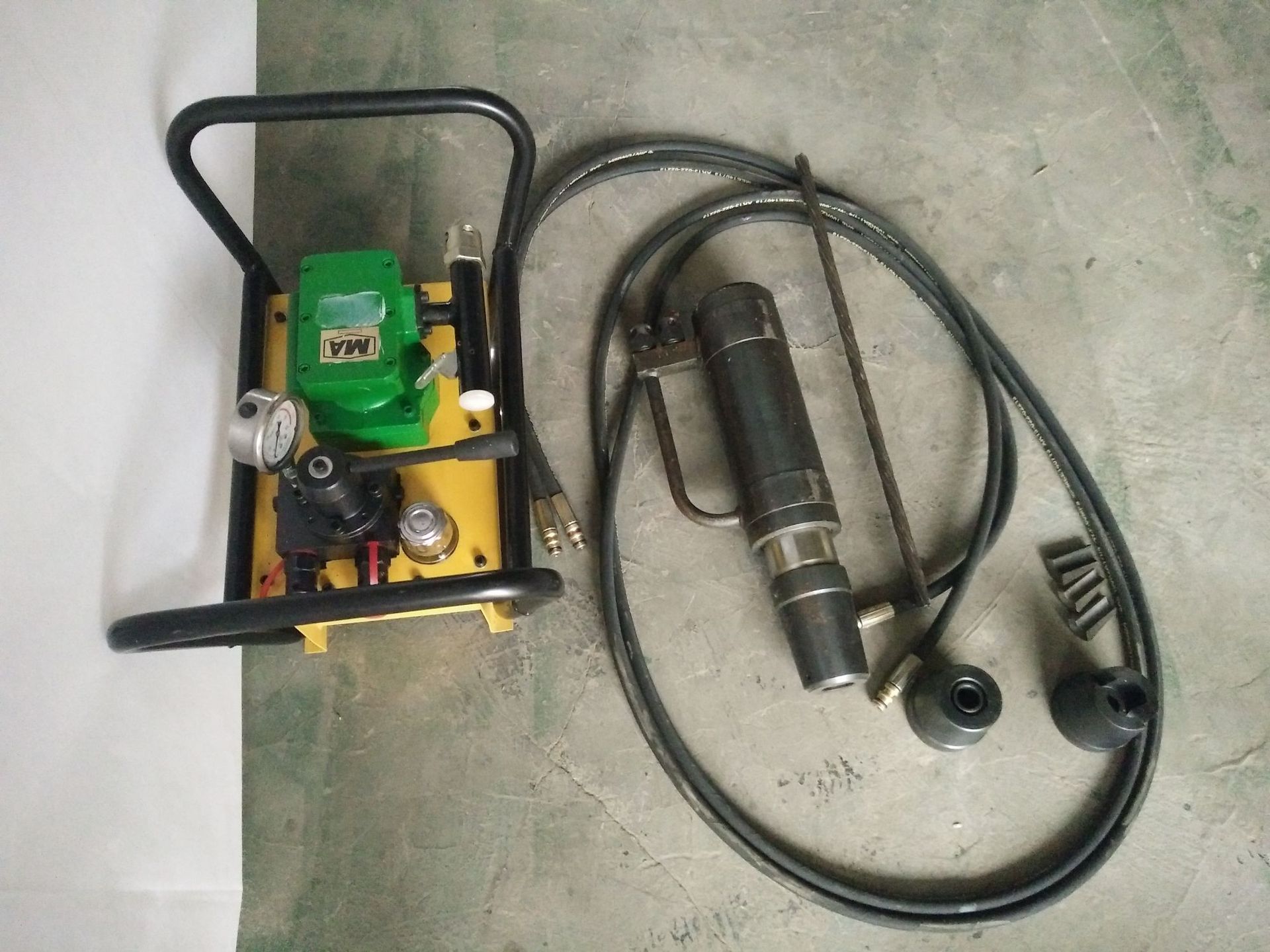 mq18-180/63矿用锚索张拉机具气动锚索张拉机具风动锚索张紧机具