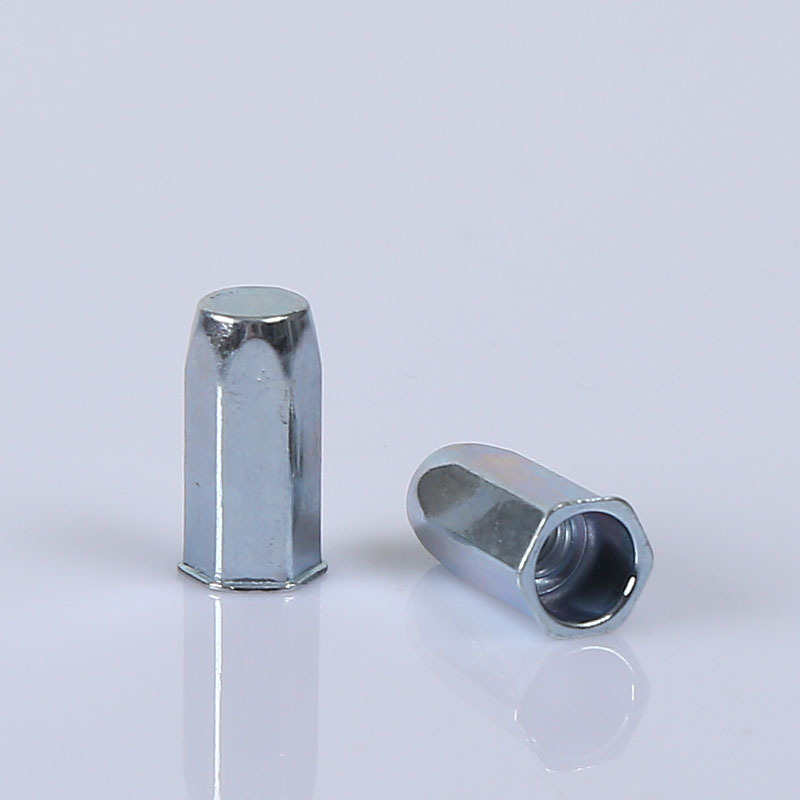 厂家直销小头全六角盲孔铆螺母 铁镀锌沉头铆螺母 兰白锌m3-m12