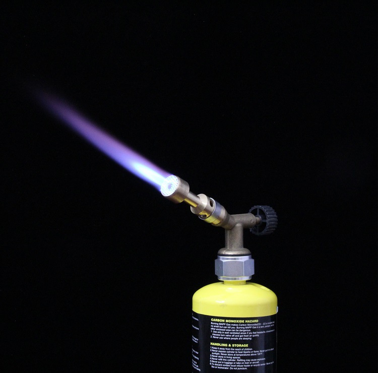 1500度左右 本产品火焰适合钣金,高温加热,烧炭,料理,焊接,消毒等用途