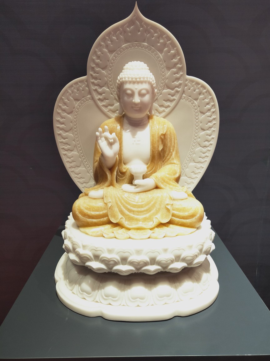 汉白玉带佛光石雕坐佛 寺庙三世佛雕像人物雕刻 释迦摩尼佛像优惠