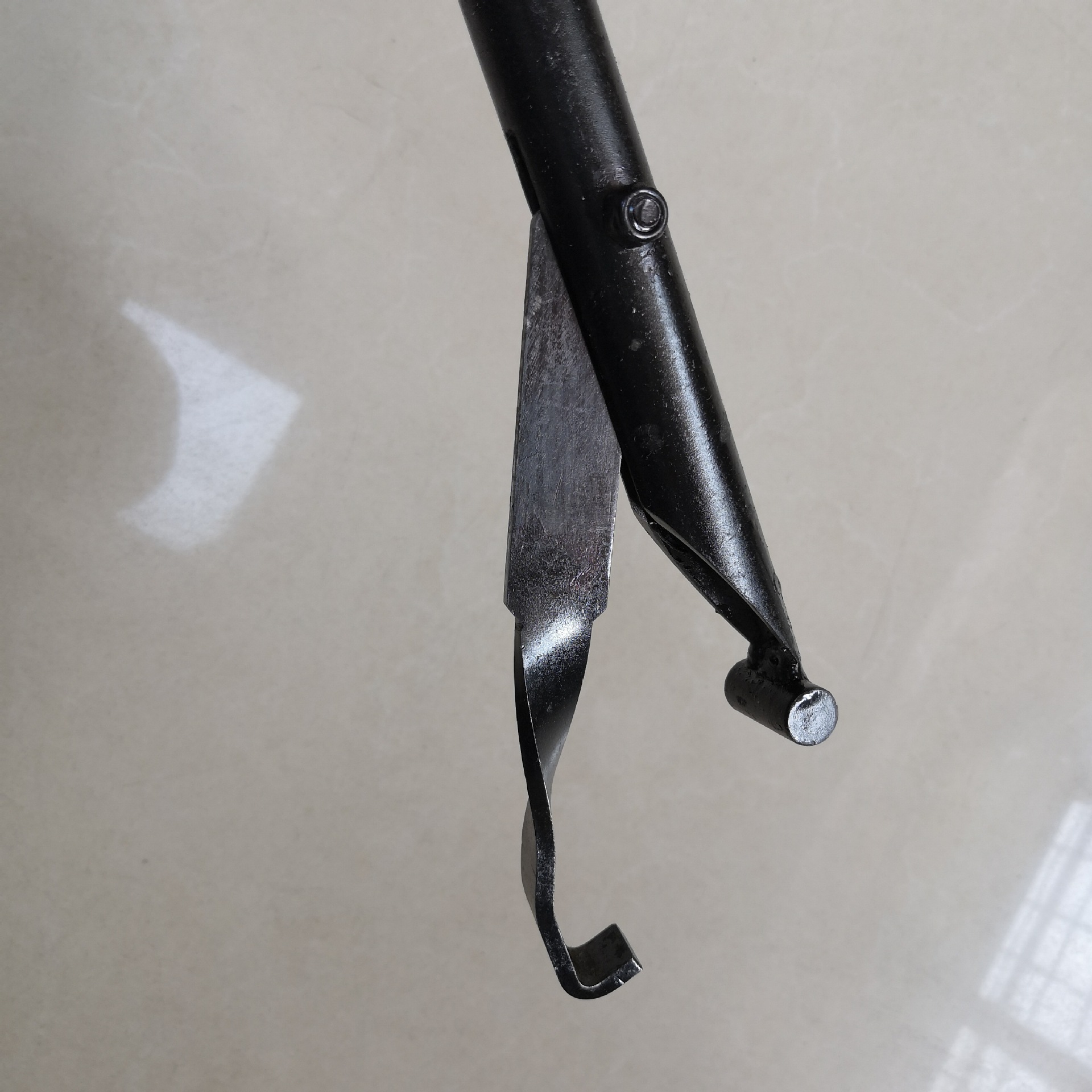 沙发制作工具断簧收口一体机器沙发弹簧钩安装工具家具制造蛇型簧