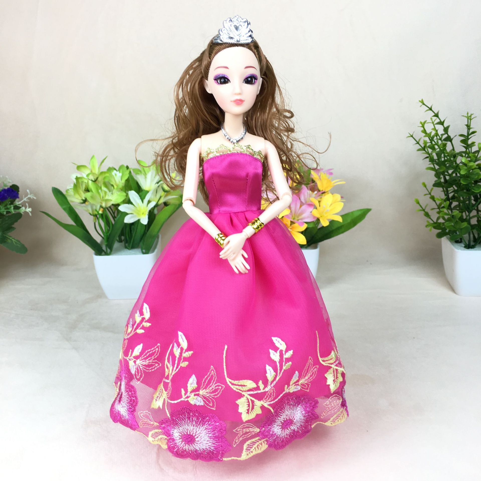 婚纱娃娃衣服换装绣花裙子关节娃娃婚纱洋娃娃新齐芭比娃娃换装裙