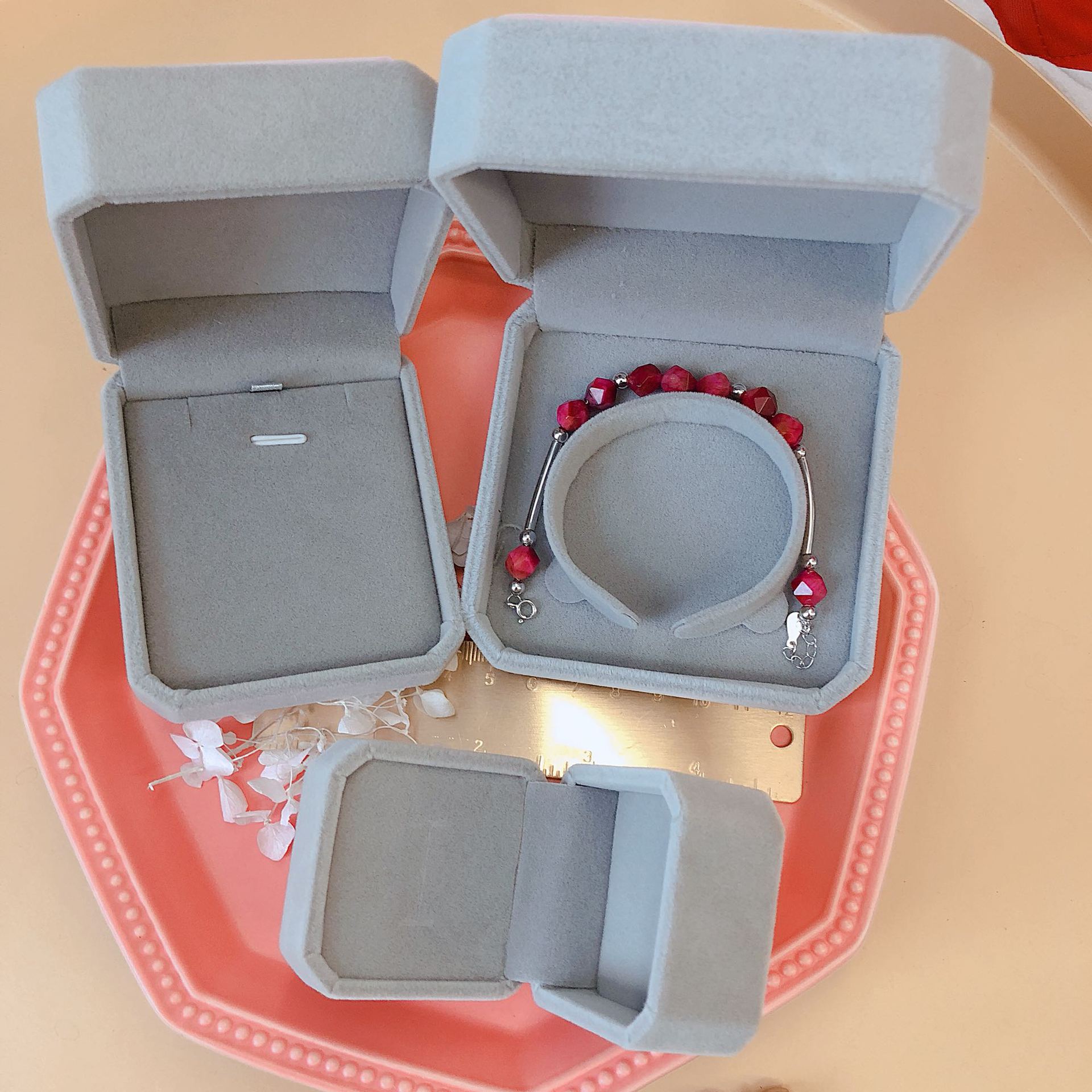 供客户代发使用   如需大量盒子 建议到专卖盒子的地方购买   本