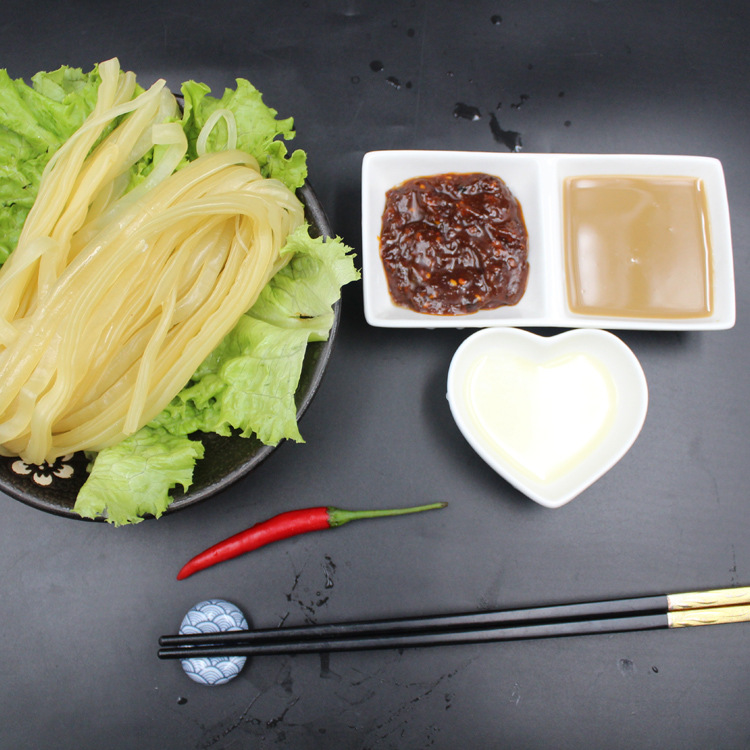 麻辣烫 带牛筋面的麻辣烫270g真空袋装东北特色小吃速食食品批发