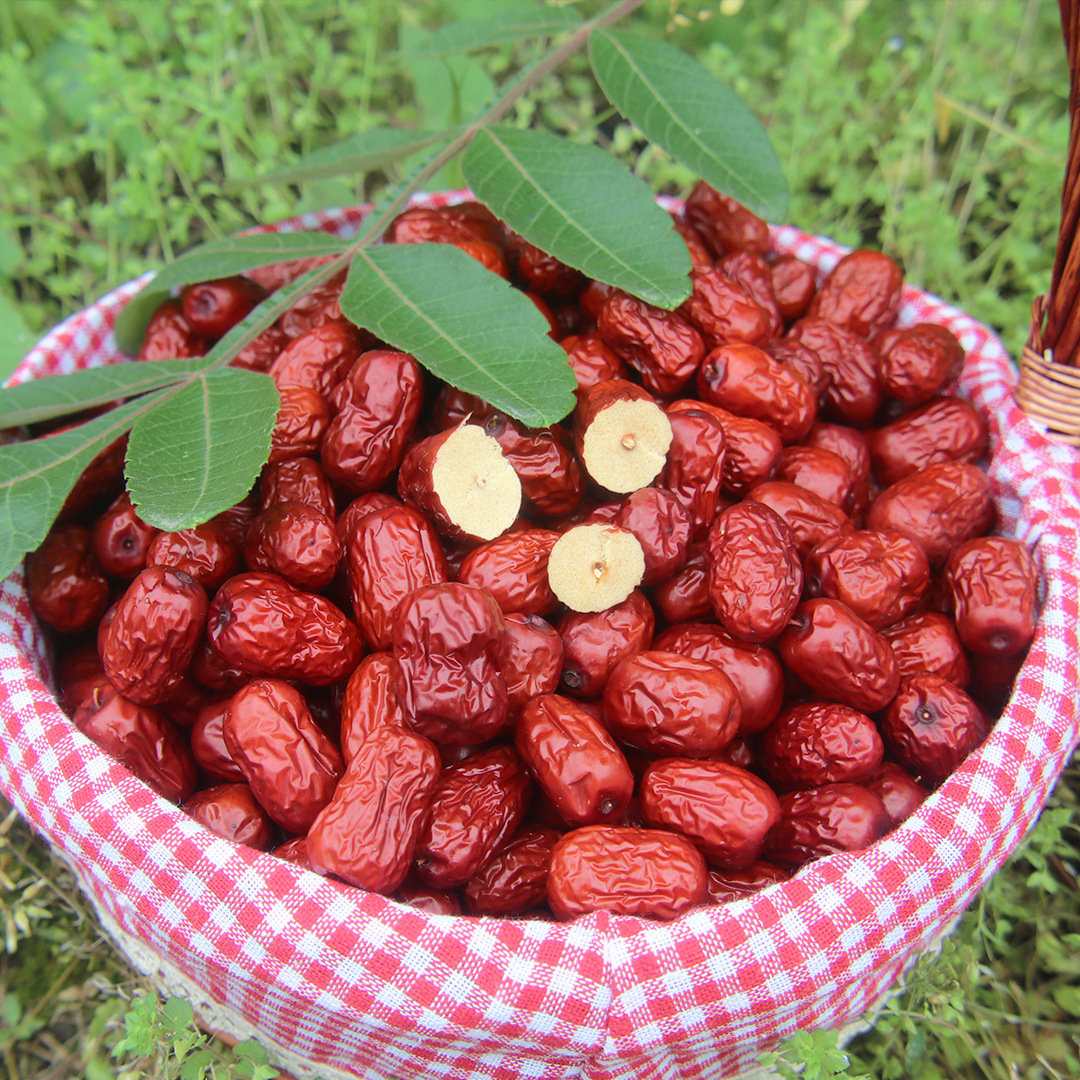 【若羌红枣】新疆特产红枣 枣甜肉多若羌灰枣 煲汤煮粥新货