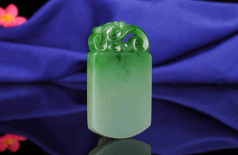 天然和田玉碧玉平安无事牌吊坠 男女款玉石仿古龙牌玉坠挂件批发