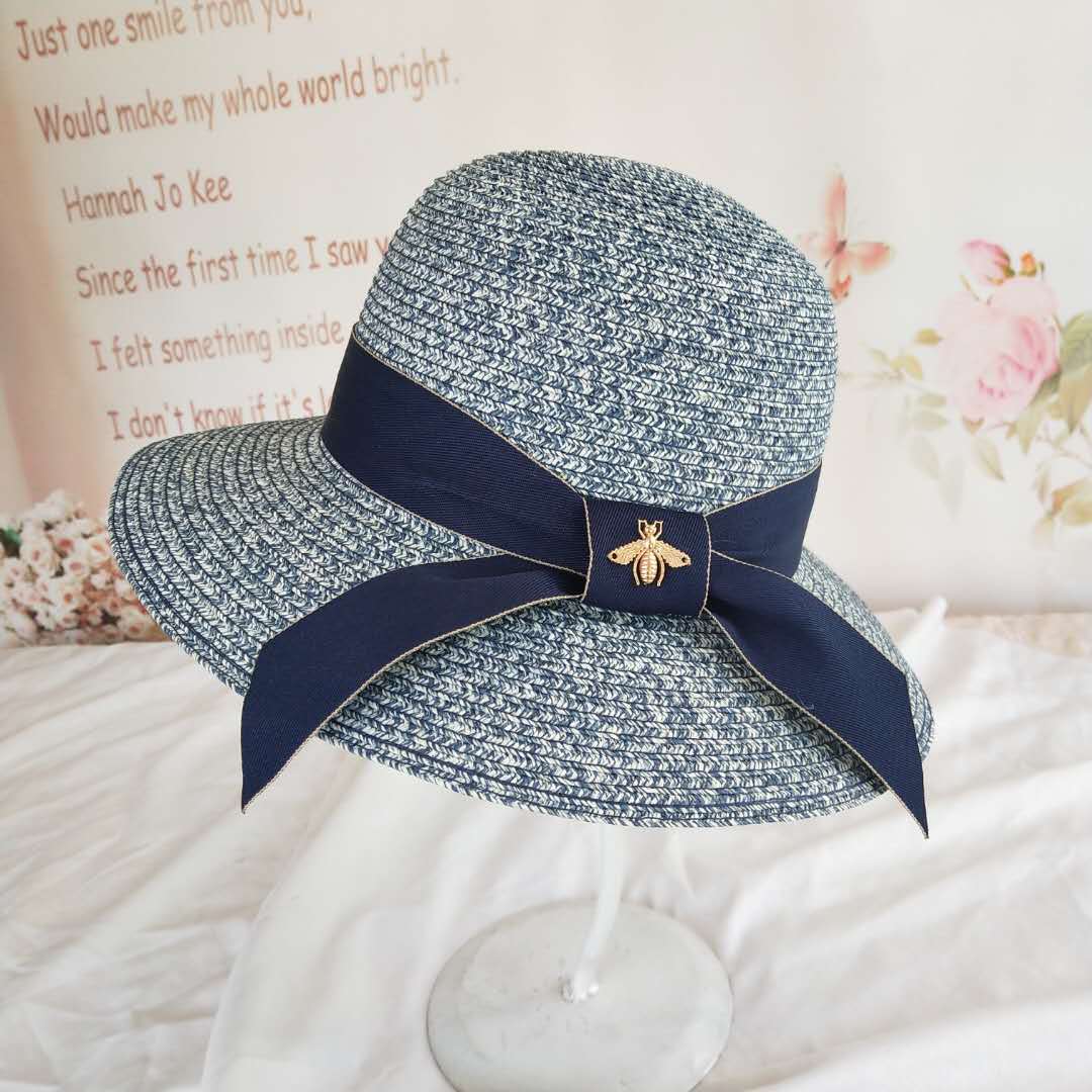 【主要材质为纸 定型丝,定型丝的添加,使帽子的形状挺括,也增加了帽子