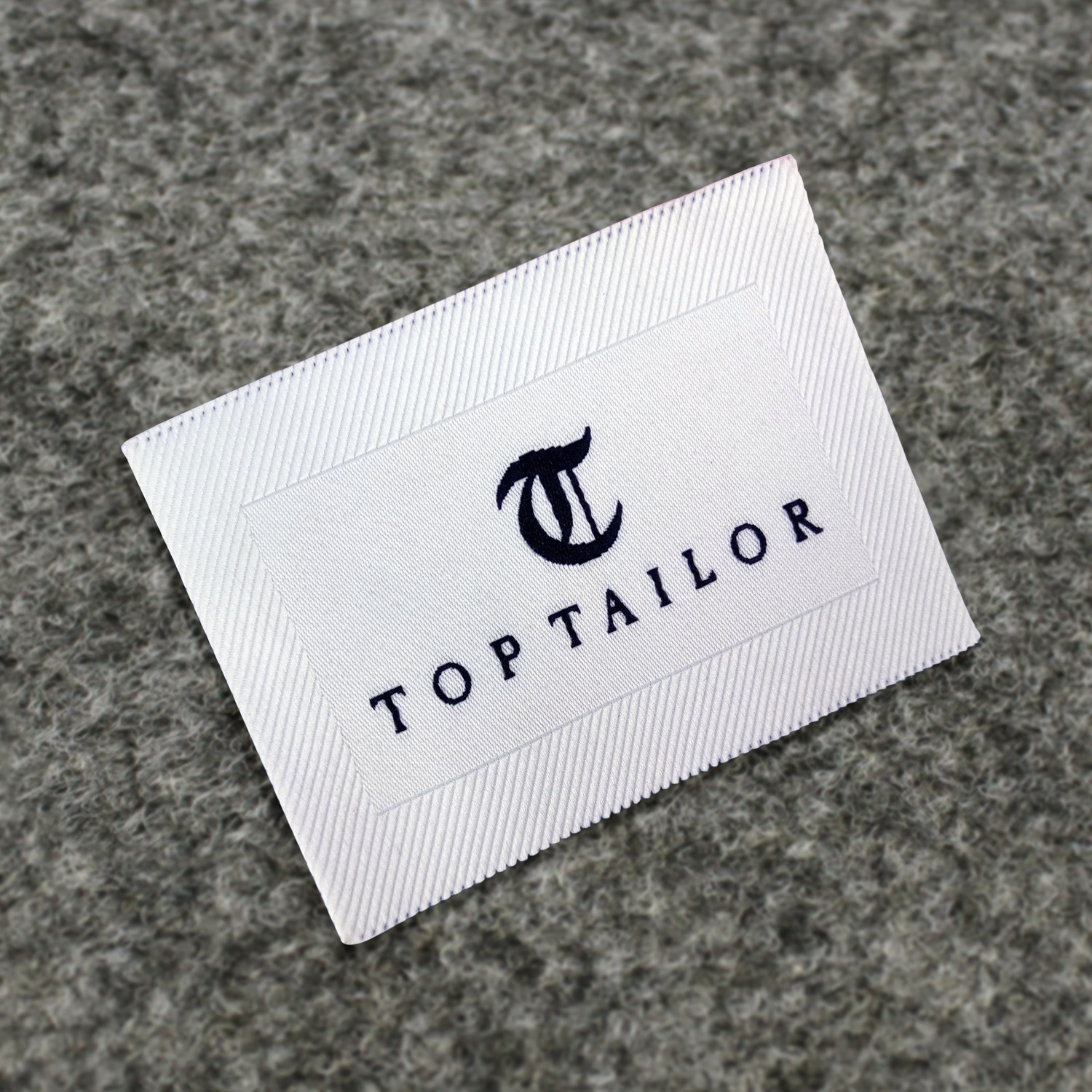 5万个衣服领标 臂章logo 侧唛主唛 尺码箱包织标 缎面布标  服装织唛