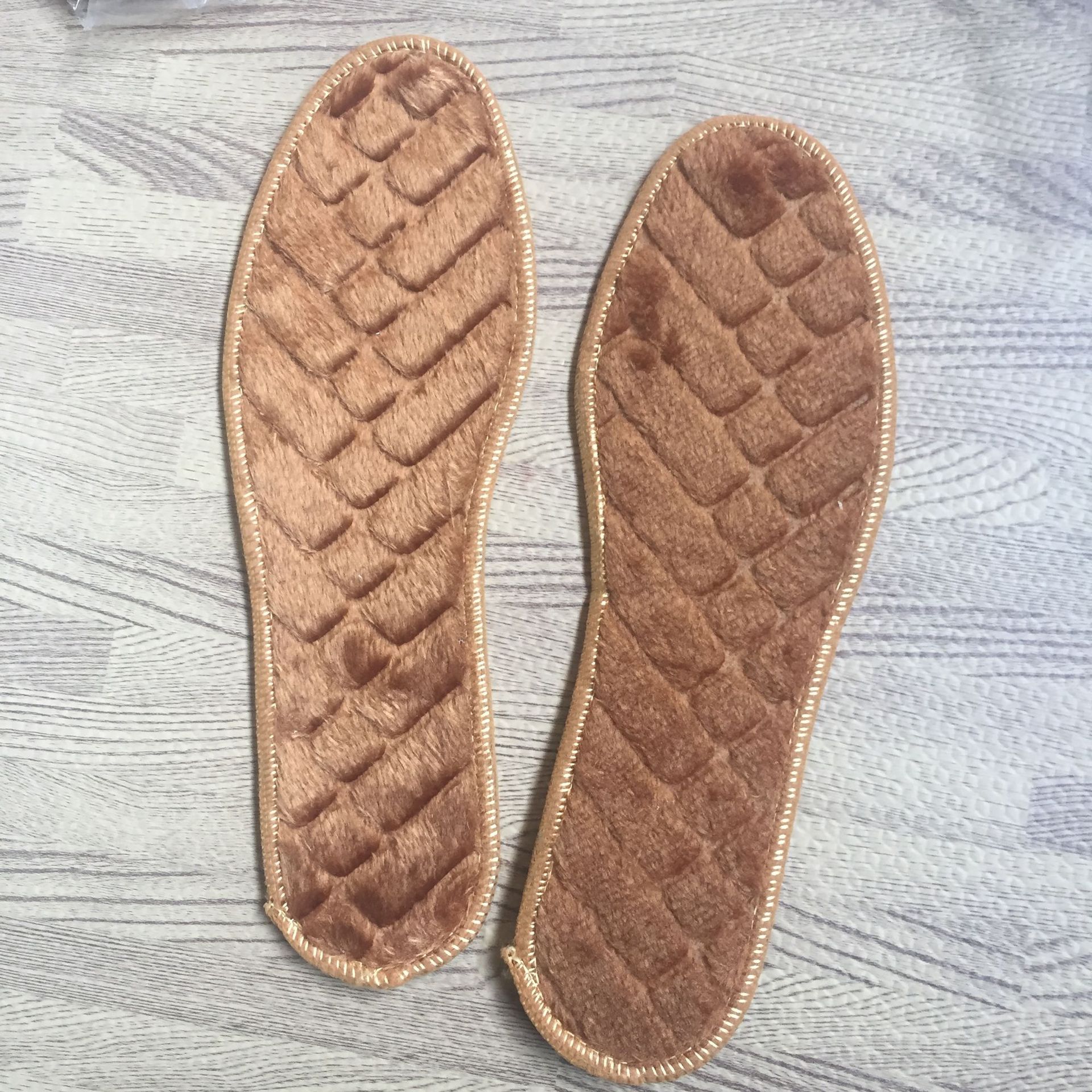 冬季保暖厚棉鞋垫 毛垫 两元地摊货源 2元商品临沂义乌厂家批发