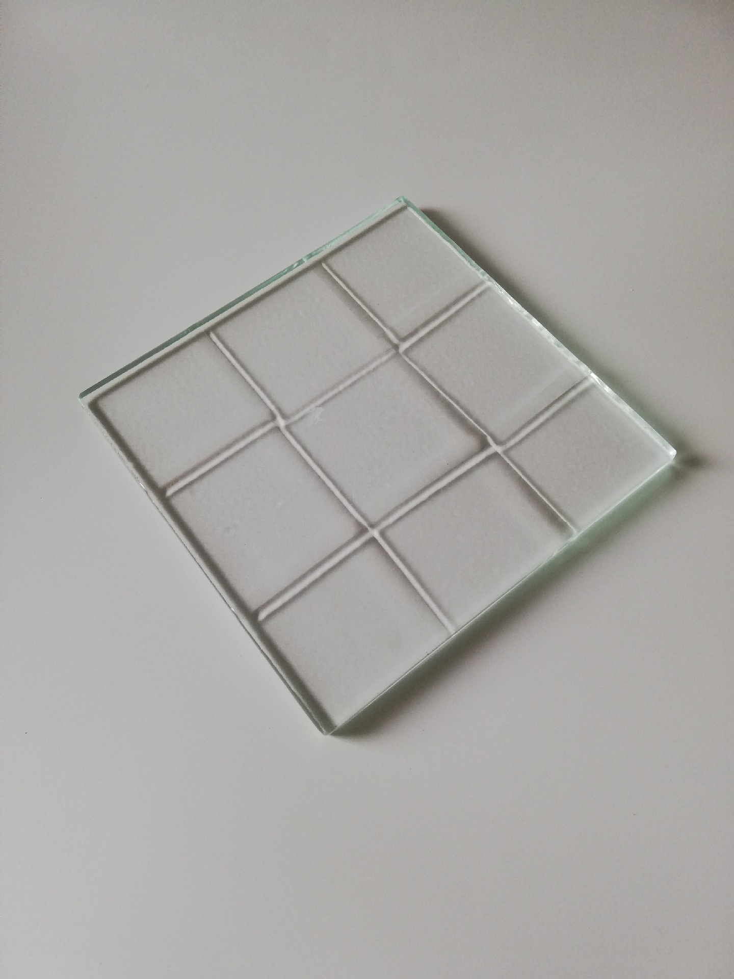 厂家订做竹节纹,方格纹热熔玻璃,8-12mm条纹玻璃屏风隔断墙.