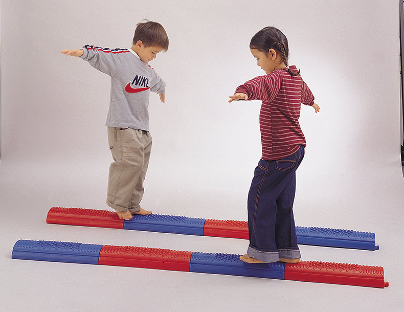 台湾原装进口weplay玩具运动感统训练器材感官触觉踩踏平衡触觉板