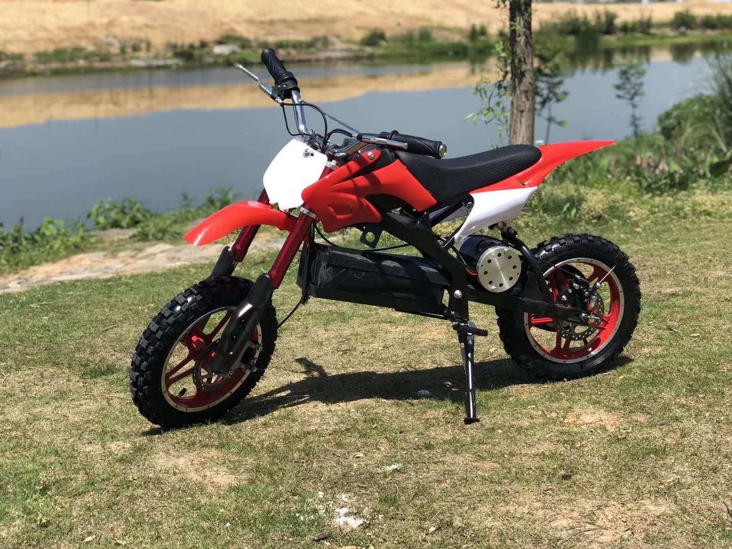 厂家直销36v电动越野车 代步车电动摩托车 成人代步自行车