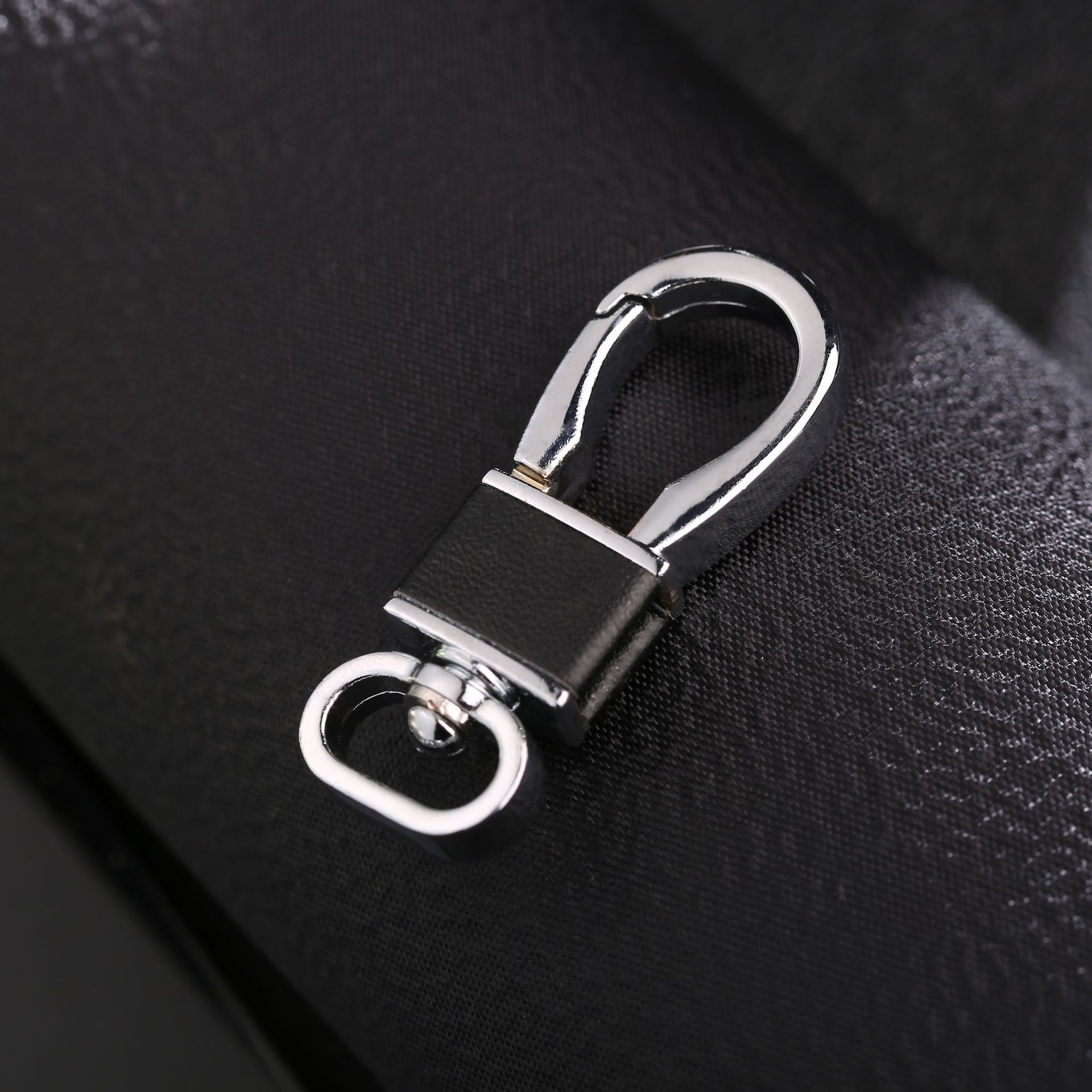 高档金属钥匙扣时尚男士真皮汽车腰挂扣情人节礼品挂件淘宝热销品