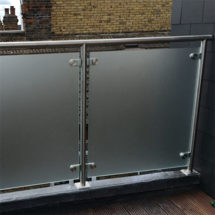 室外316不锈钢方管圆管立柱12mm蒙玻阳台栏杆