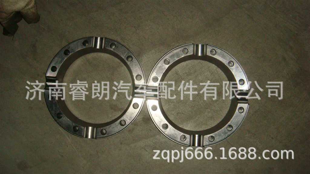 厂家批发重汽豪沃斯太尔配件wg9970320130差速器壳 轴间 ac26