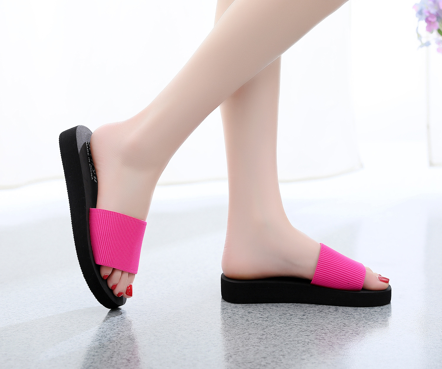 2019一字带凉拖 松糕坡跟女士家居厚底防滑沙滩鞋 拖鞋夏季批发