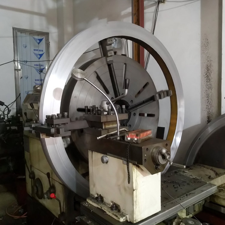 1.5米大口径法兰 铸铁法兰盘 非标法兰普通车床加工 大型法兰加工