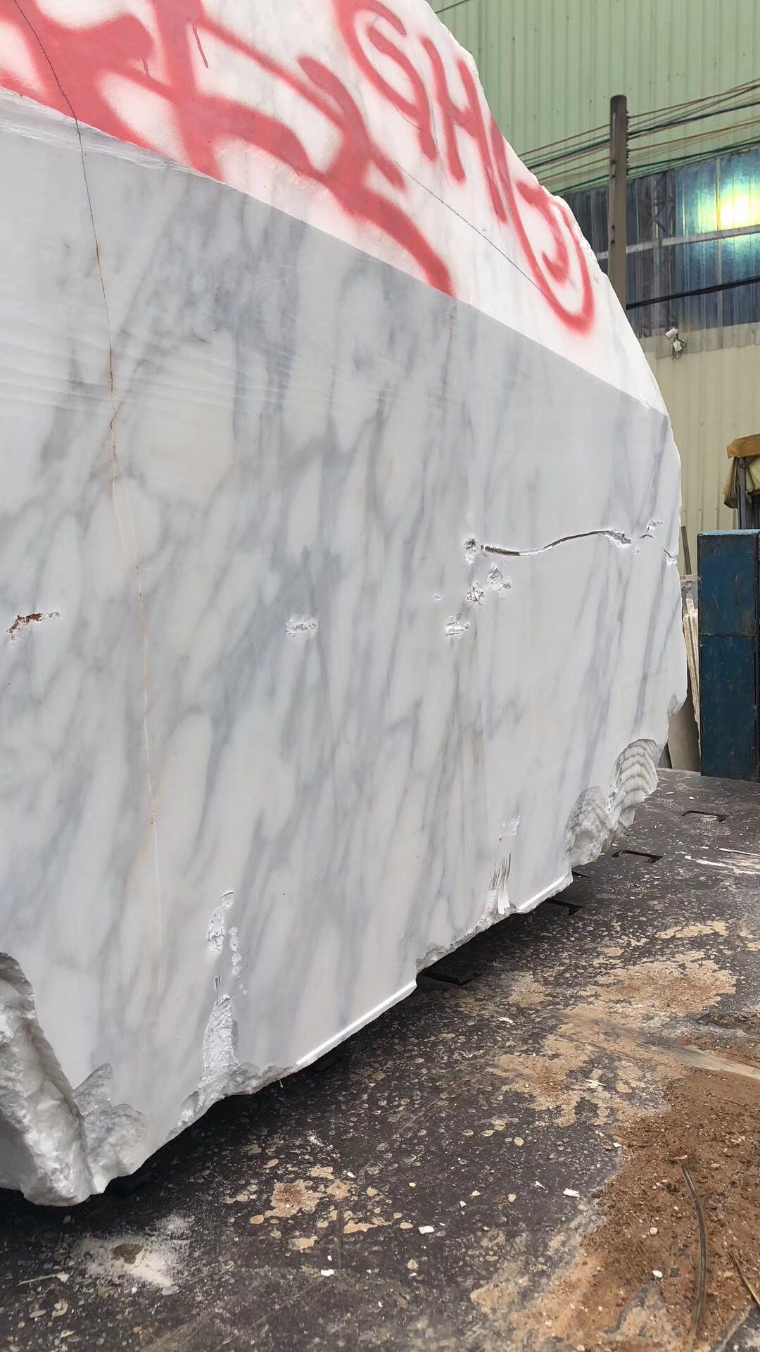 天然鱼肚白雪花白色大理石台面定做石材加工楼梯背景墙过门石圆柱