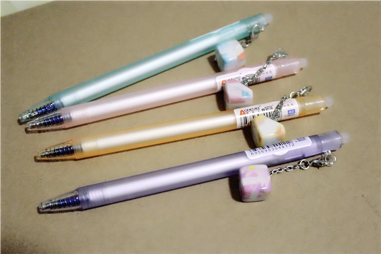 奥德美3311摩磨乐 挂坠爱心可擦笔 糖果色按动笔 0.38魔易擦笔