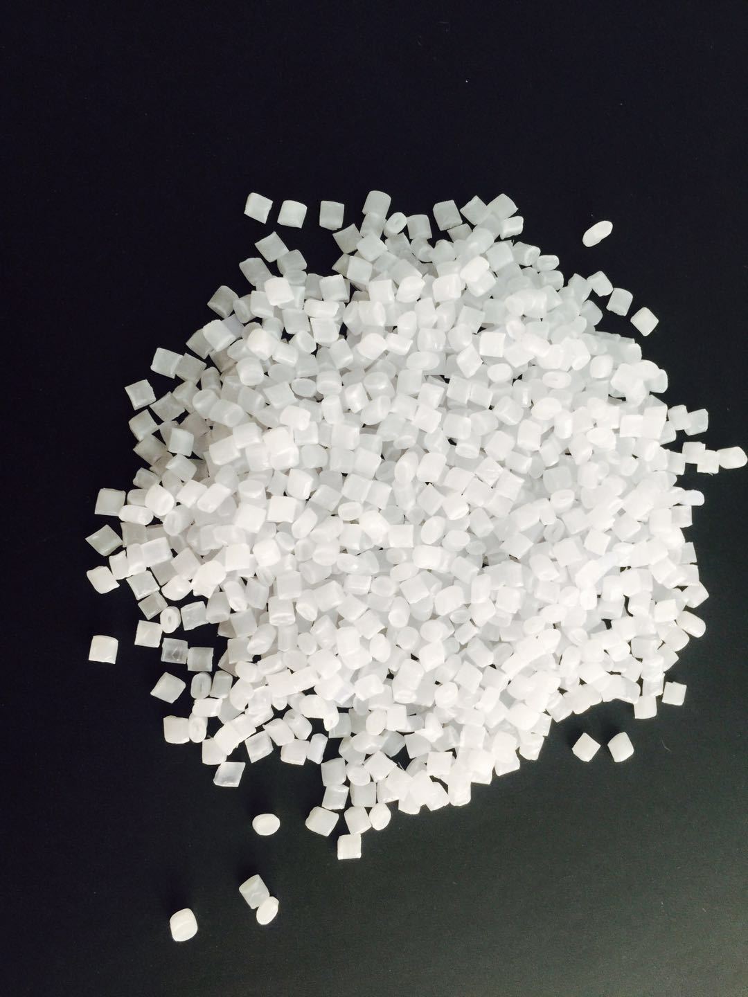 母粒 厂家直销pmma阻燃塑料板 pmma亚克力系列扩散增韧母粒批发