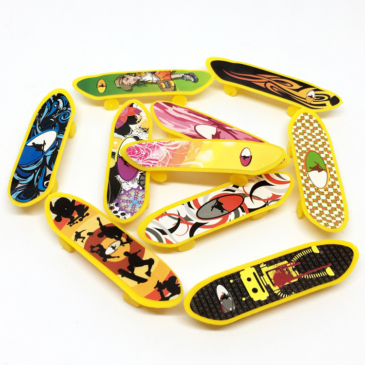 新品爆款儿童手指滑板车 迷你桌面拇指玩具创意小礼物 厂家直销