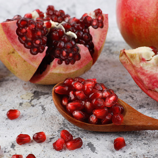 攀枝花黑美人石榴 悉心筛选一件代发 新鲜水果可团购